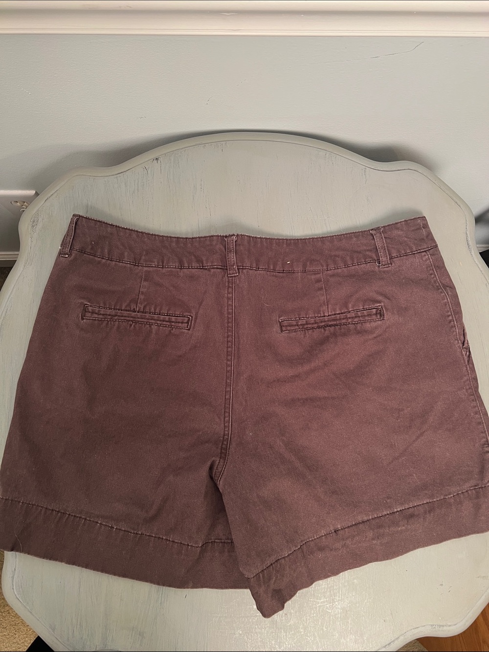 Dockers Women's flat front Cotton Shorts in Brown size 14 - Picture 3 of 8